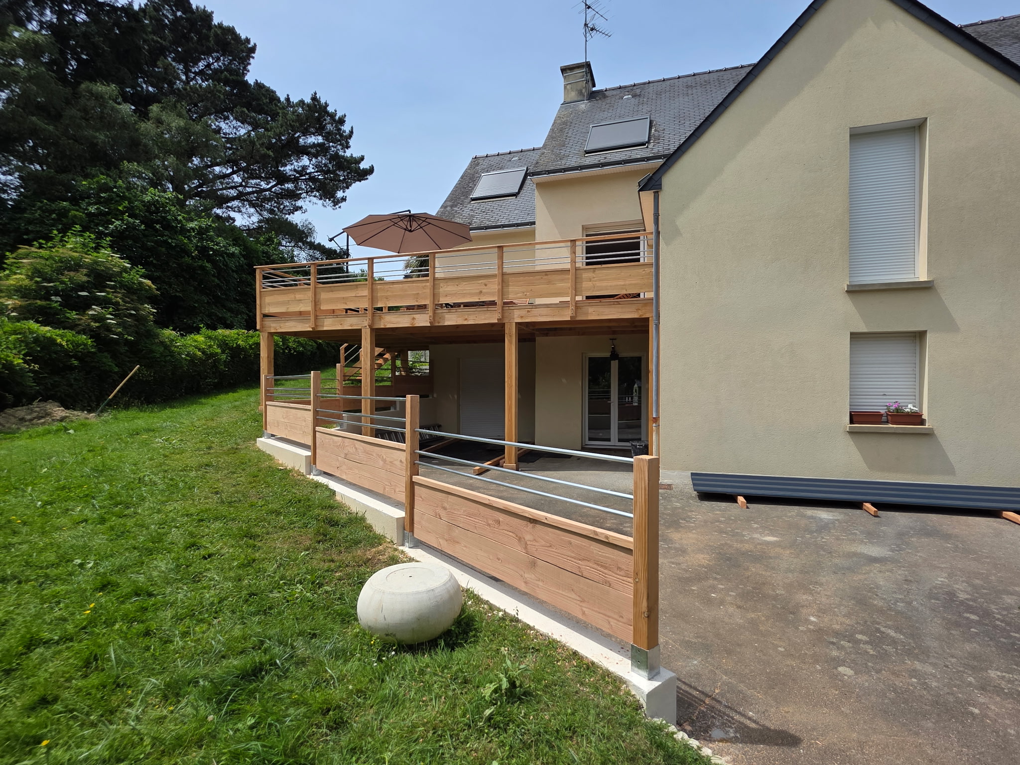 CRÉATION TERRASSE SUR PILOTIS BOIS_RÉNOVATION ÉCOLOGIQUE